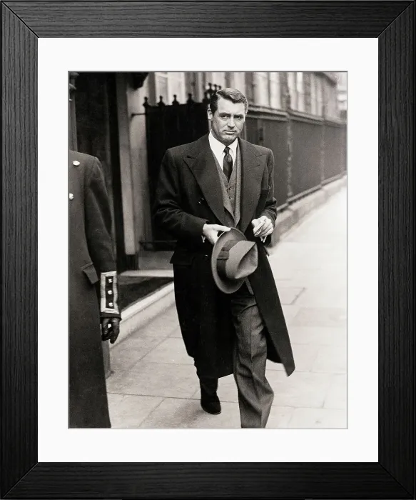 Framed Print : Cary Grant in London Framed Print : Cary Grant in London