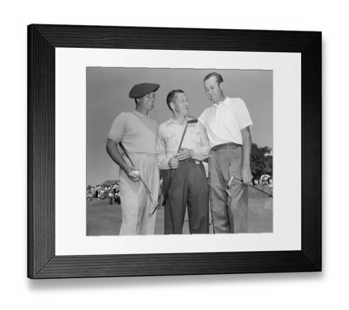 Framed Print : Bobby Jones Showing His Putter to Colleagues Framed Print : Bobby Jones Showing His Putter to Colleagues