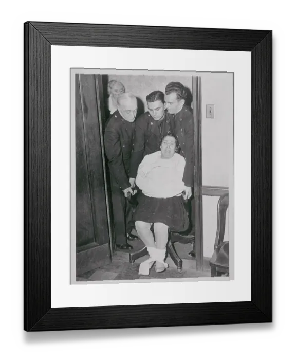 Framed Print : Disheveled Suspect Being Taken to Courtroom Framed Print : Disheveled Suspect Being Taken to Courtroom