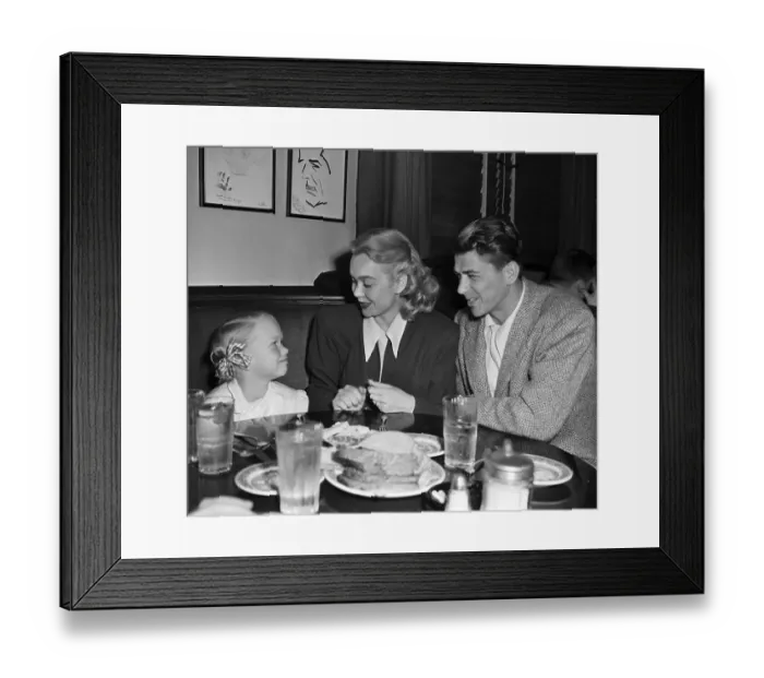 Framed Print : Ronald Reagan with Jane Wyman and Daughter Framed Print : Ronald Reagan with Jane Wyman and Daughter