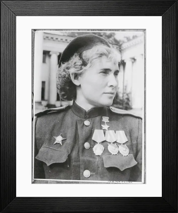Framed Print : Portrait of T. Konstantinova Framed Print : Portrait of T. Konstantinova