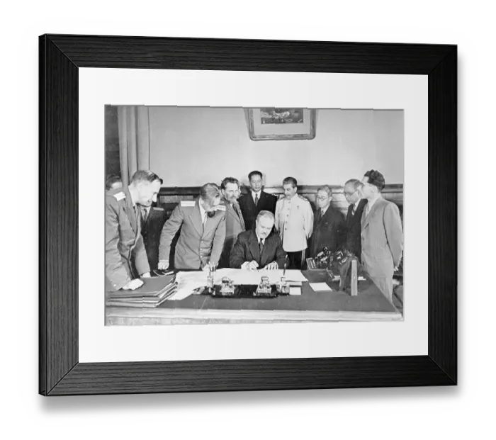 Framed Print : Treaty Signing Framed Print : Treaty Signing