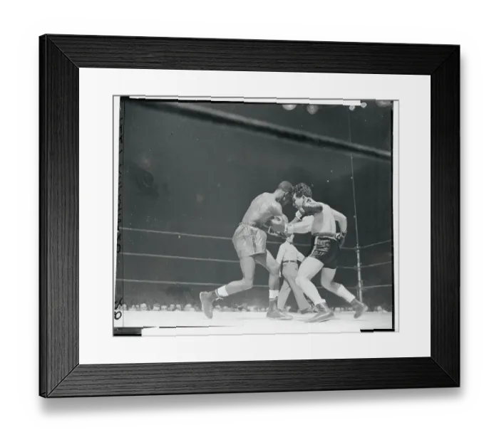 Framed Print : Jake LaMotta and Tommy Bell Fighting Framed Print : Jake LaMotta and Tommy Bell Fighting
