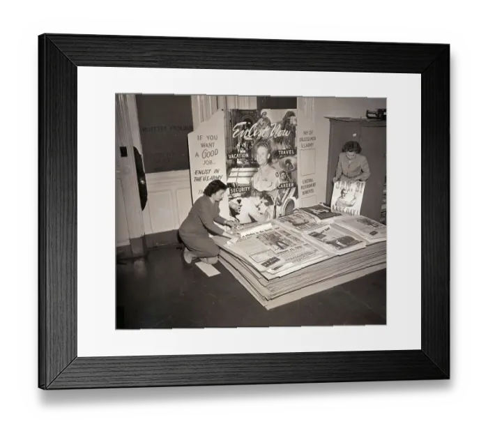 Framed Print : Women With Posters at Recruiting Office Framed Print : Women With Posters at Recruiting Office