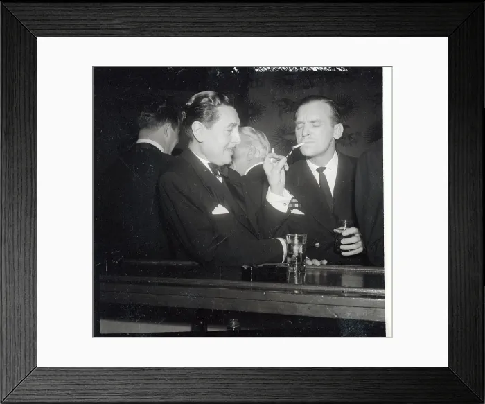 Framed Print : Reginald Gardiner Lighting Cigarette for Douglas Fairbanks Jr Framed Print : Reginald Gardiner Lighting Cigarette for Douglas Fairbanks Jr