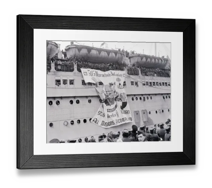 Framed Print : 82nd Airborne Arriving Home Framed Print : 82nd Airborne Arriving Home