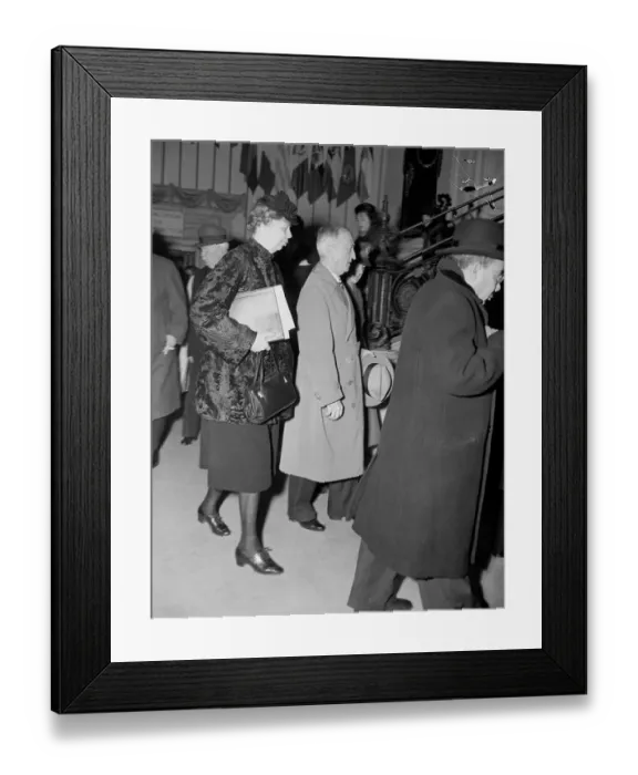 Framed Print : Eleanor Roosevelt with James F. Byrnes Framed Print : Eleanor Roosevelt with James F. Byrnes