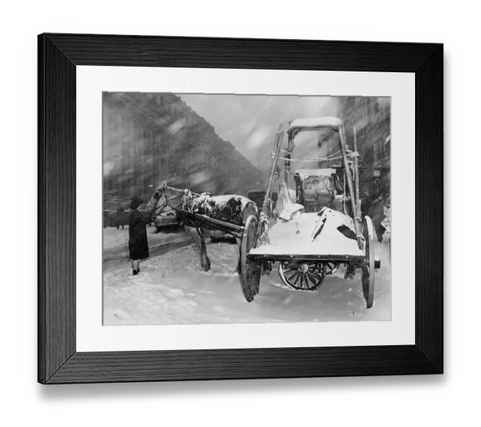 Framed Print : Blizzard Hits Manhattan Framed Print : Blizzard Hits Manhattan