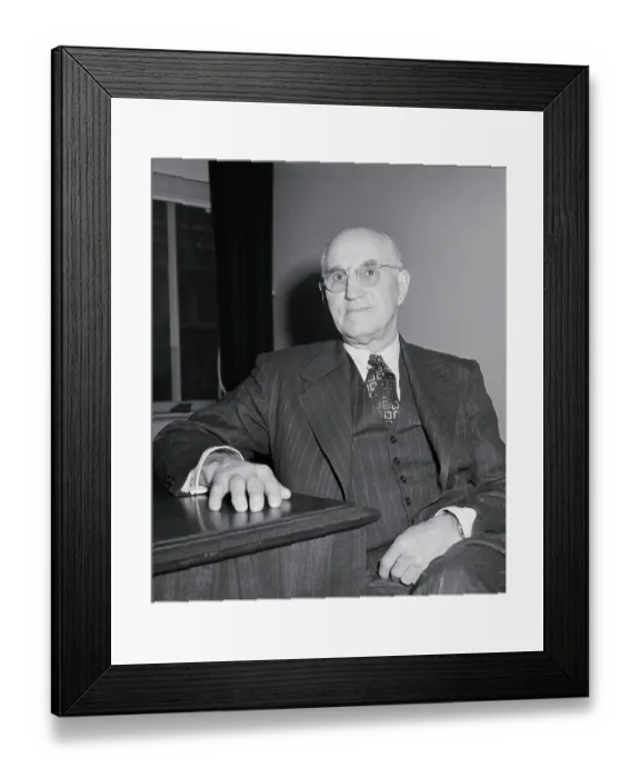 Framed Print : Horse Trainer Tom Smith on Trial for Cruelty to Animals Framed Print : Horse Trainer Tom Smith on Trial for Cruelty to Animals