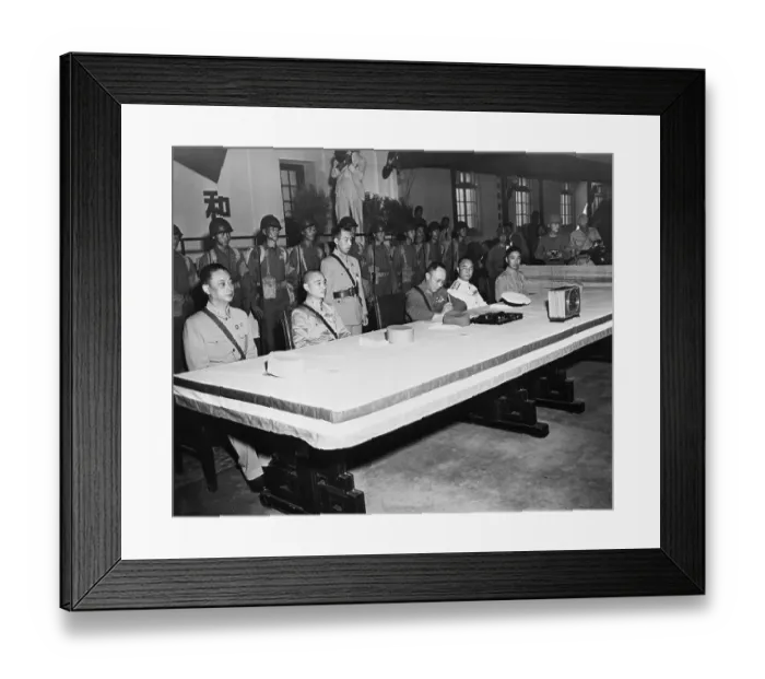 Framed Print : Ho Ying Chin Signs Surrender Document
