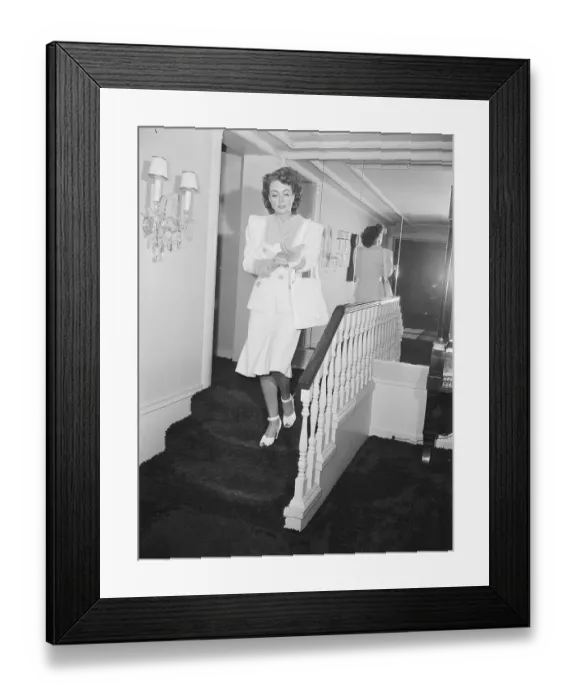 Framed Print : Joan Crawford Framed Print : Joan Crawford