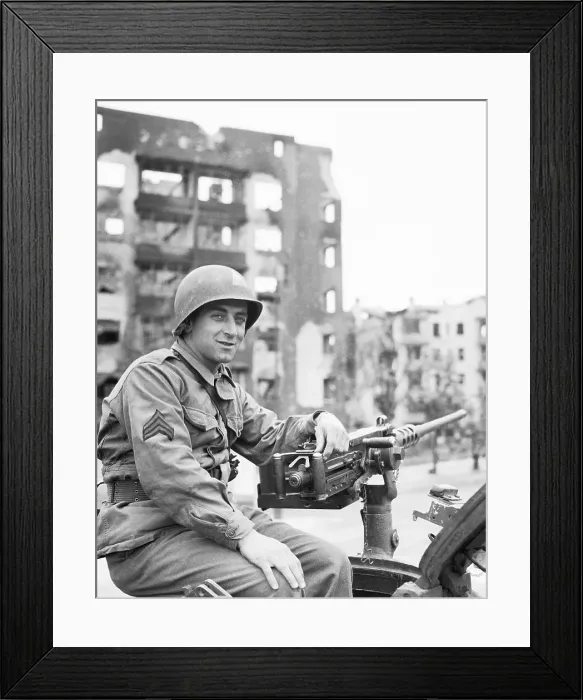 Framed Print : Lone Soldier on Rooftop with Weaponry
