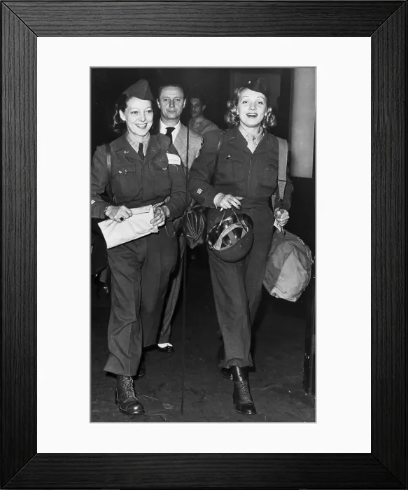 Framed Print : Marlene Dietrich Returns From USO Tour Framed Print : Marlene Dietrich Returns From USO Tour