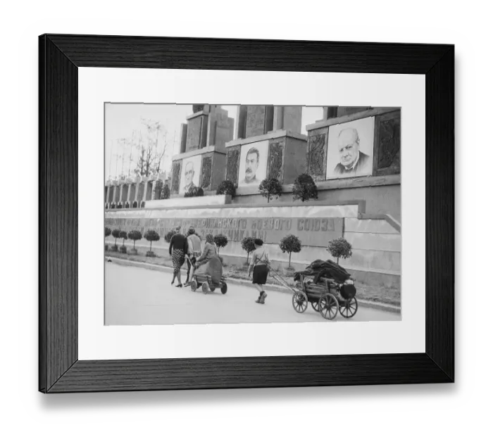 Framed Print : Evacuated Berlin Residents Returning with Belongings Framed Print : Evacuated Berlin Residents Returning with Belongings