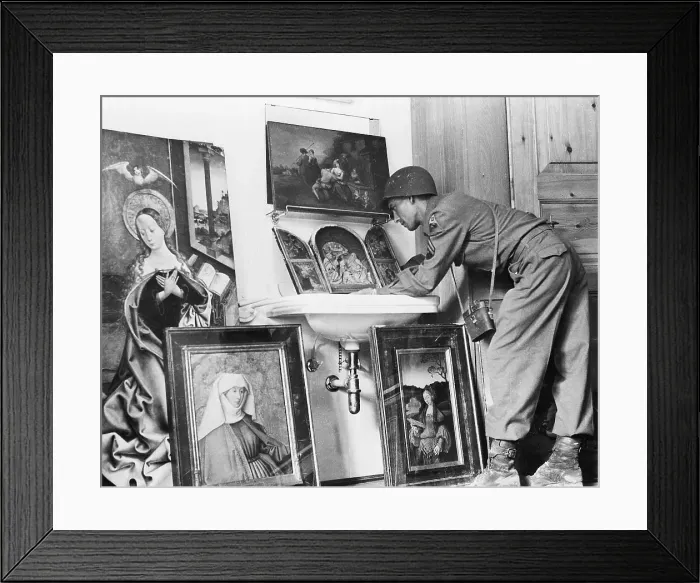 Framed Print : American Soldier Examines Work Of Art Framed Print : American Soldier Examines Work Of Art