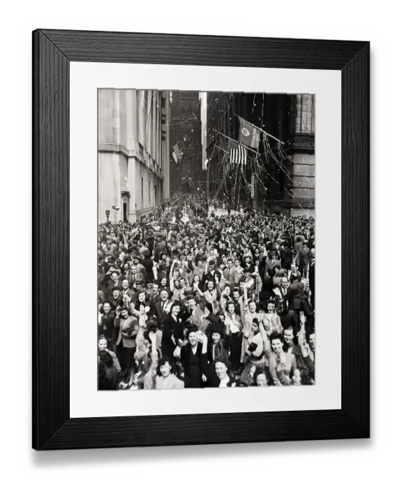 Framed Print : V-E Day Crowd In The Wall Street Area Framed Print : V-E Day Crowd In The Wall Street Area