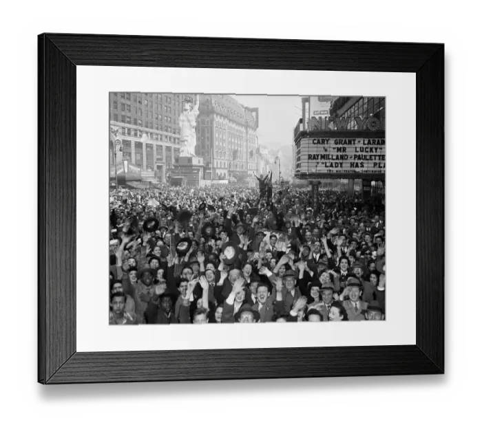 Framed Print : V-E Day Crowd In Times Square