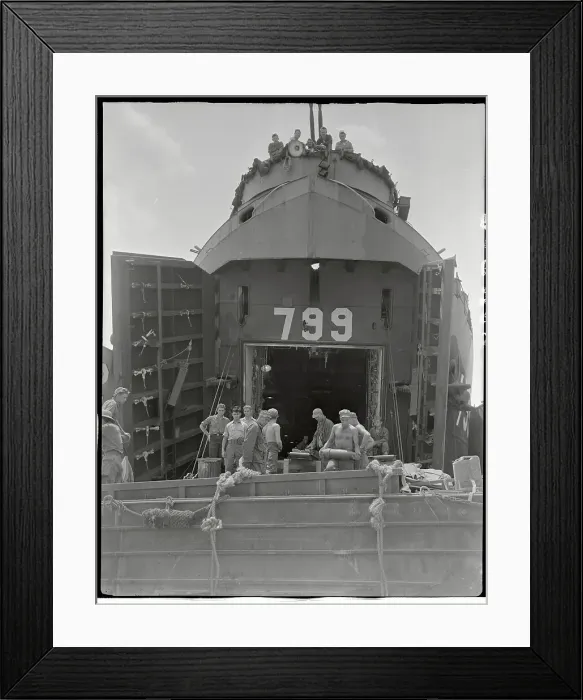 Framed Print : View of Huge Artillery Pieces Framed Print : View of Huge Artillery Pieces