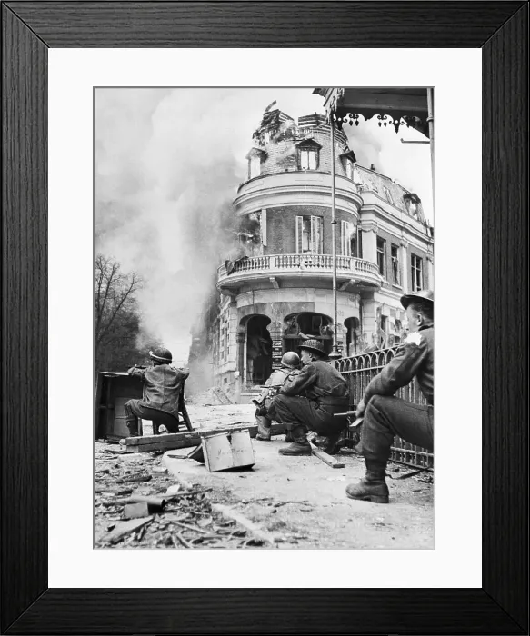 Framed Print : British Soldiers Taking Cover Framed Print : British Soldiers Taking Cover