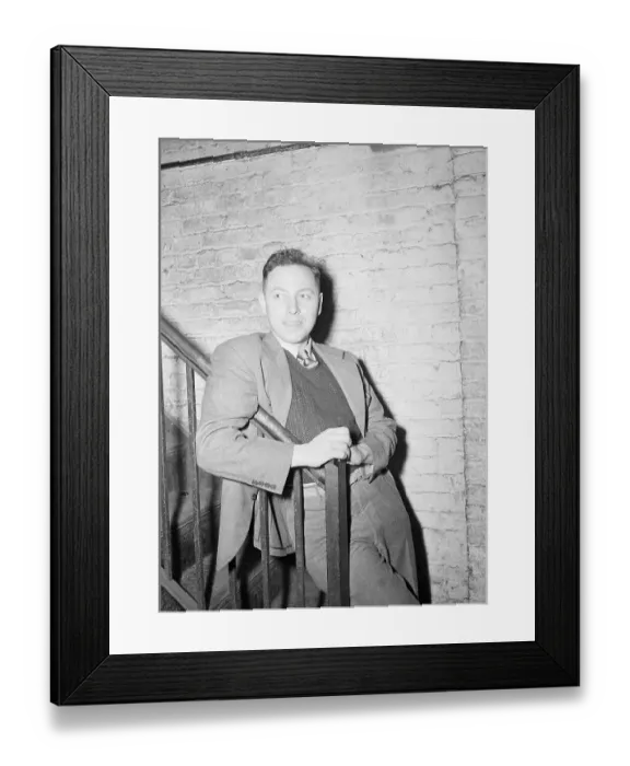 Framed Print : Tennessee Williams Leaning on Railing Framed Print : Tennessee Williams Leaning on Railing