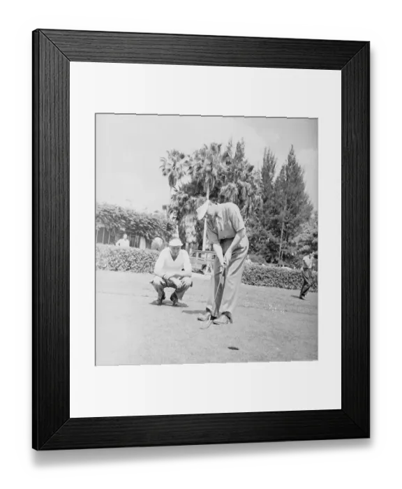 Framed Print : Harold McSpaden Watching Byron Nelson Putt Framed Print : Harold McSpaden Watching Byron Nelson Putt