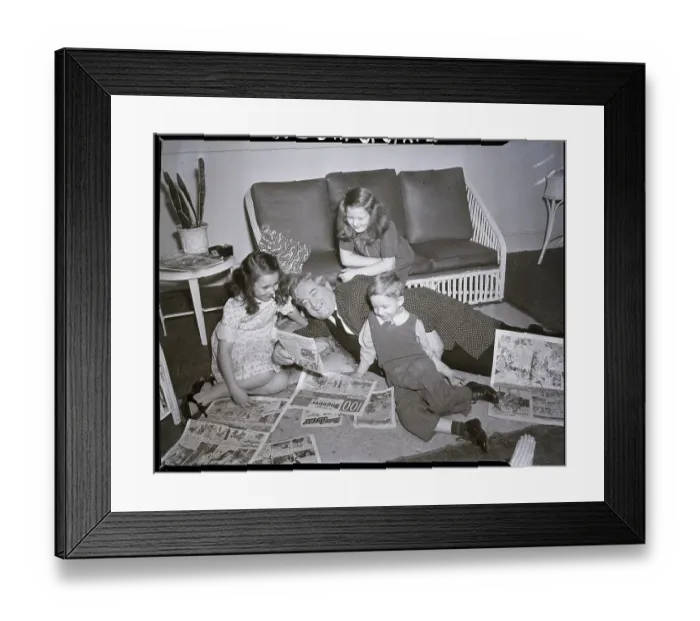 Framed Print : James Dewey And His Grandchildren Framed Print : James Dewey And His Grandchildren