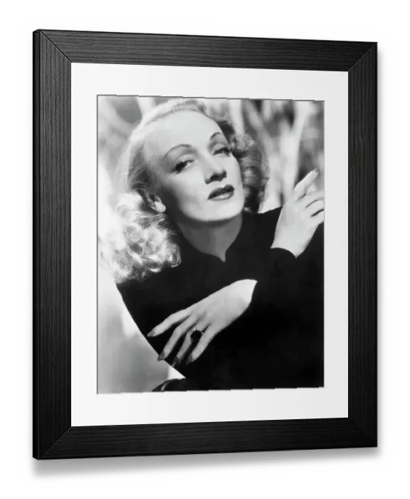 Framed Print : Marlene Dietrich Framed Print : Marlene Dietrich