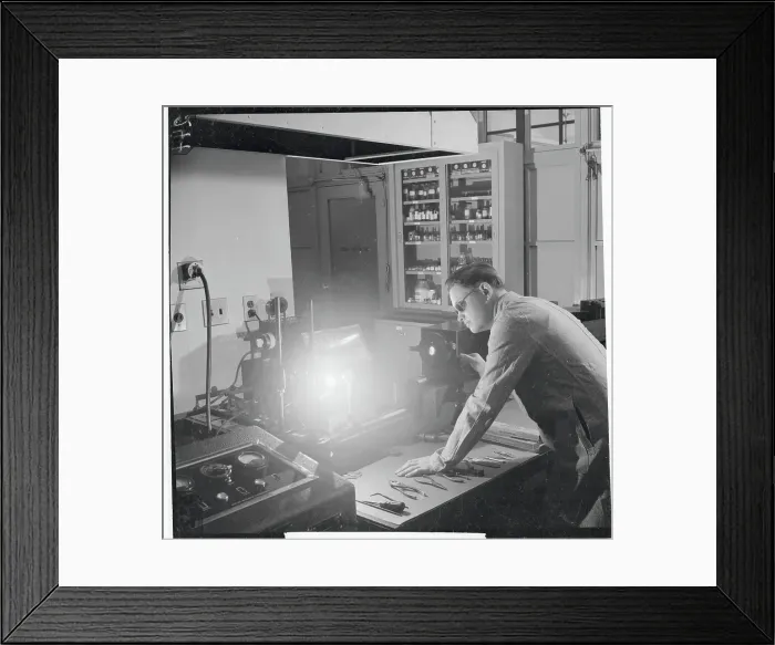 Framed Print : Evidence in a flash! Framed Print : Evidence in a flash!