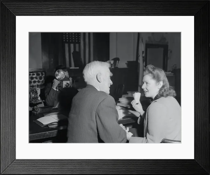 Framed Print : Joan Barry Speaking with Her Attorney Framed Print : Joan Barry Speaking with Her Attorney