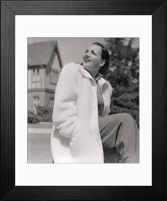 Framed Print : Portrait of Carmen Miranda Framed Print : Portrait of Carmen Miranda