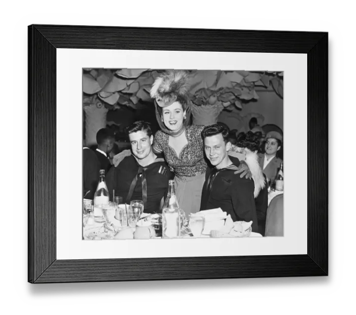 Framed Print : Copacabana Plays Host to 500 Heroes
