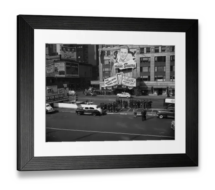 Framed Print : Sinatra Fans at Paramount Theater, Manhattan