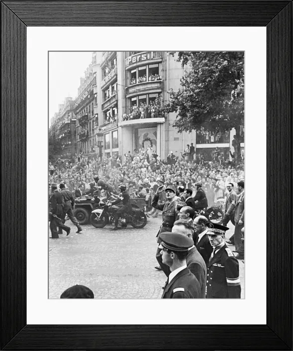 Framed Print : Charles De Gaulle Arriving In Paris Framed Print : Charles De Gaulle Arriving In Paris