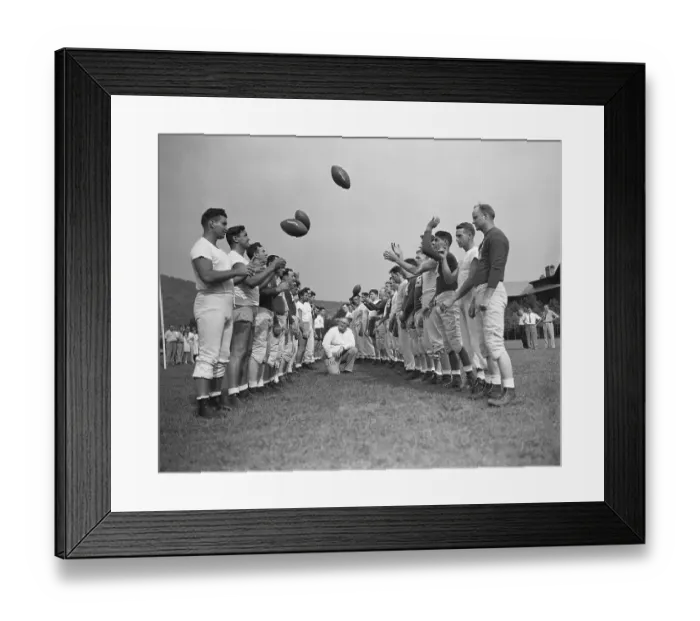 Framed Print : The New York Football Giants Lined Up and Working Out Framed Print : The New York Football Giants Lined Up and Working Out