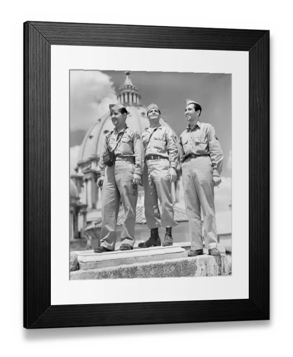 Framed Print : American Soldiers in Rome Framed Print : American Soldiers in Rome