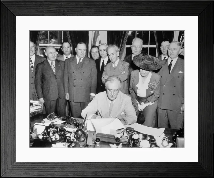 Framed Print : President Franklin Roosevelt Signing GI Bill of Rights Framed Print : President Franklin Roosevelt Signing GI Bill of Rights