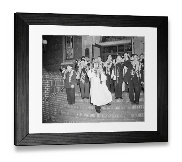Framed Print : Jewish Citizens on Synagogue Steps for Prayer Vigil Framed Print : Jewish Citizens on Synagogue Steps for Prayer Vigil