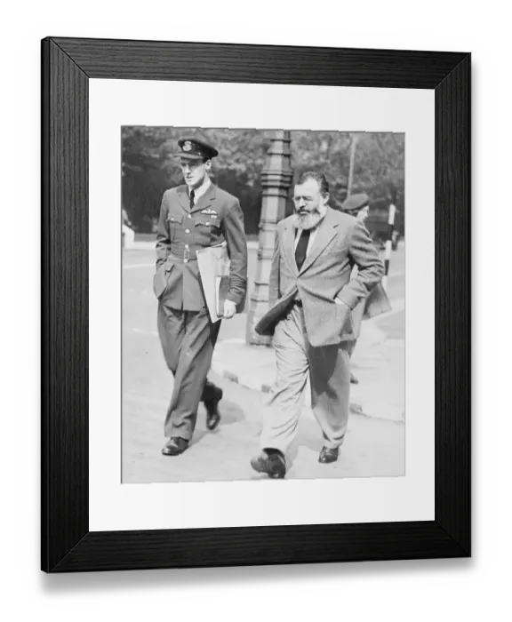 Framed Print : Roald Dahl and Ernest Hemingway Framed Print : Roald Dahl and Ernest Hemingway