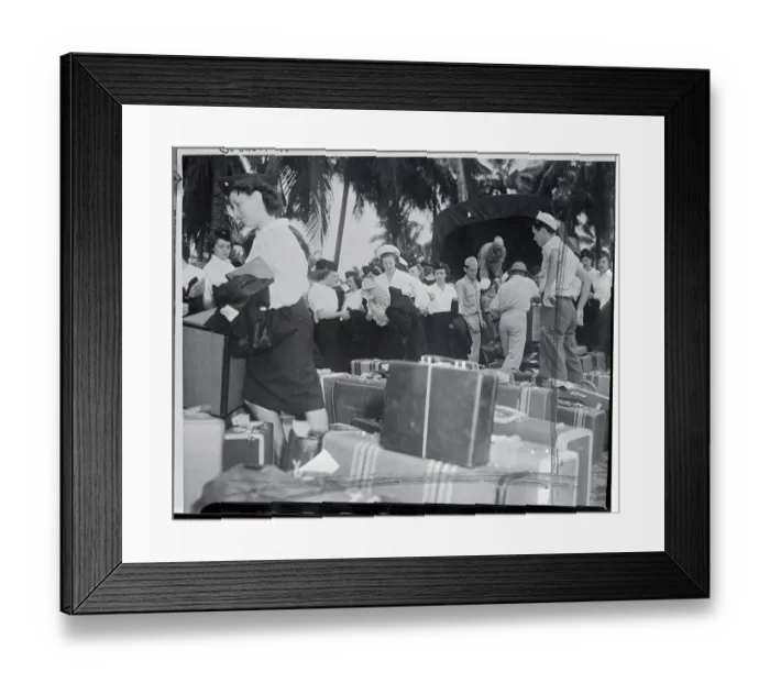 Framed Print : Travelers and Luggages on Site Framed Print : Travelers and Luggages on Site