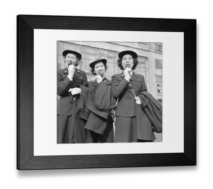 Framed Print : Three WAVES Eating Ice Cream Framed Print : Three WAVES Eating Ice Cream