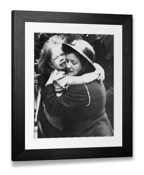 Framed Print : A little girl In Terror Framed Print : A little girl In Terror
