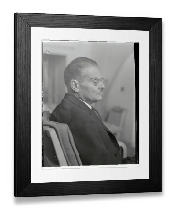 Framed Print : Profile Portrait of Jose Clemente Orozco
