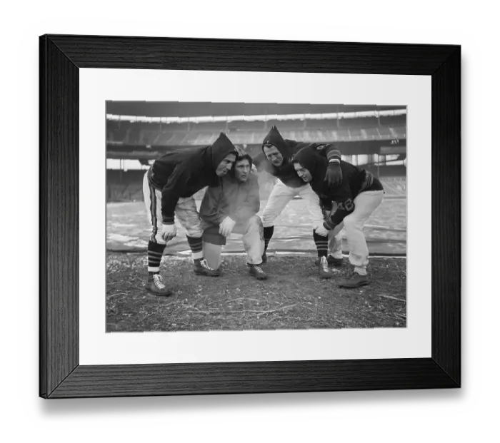 Framed Print : Chicago Bears Players Huddle in Cold