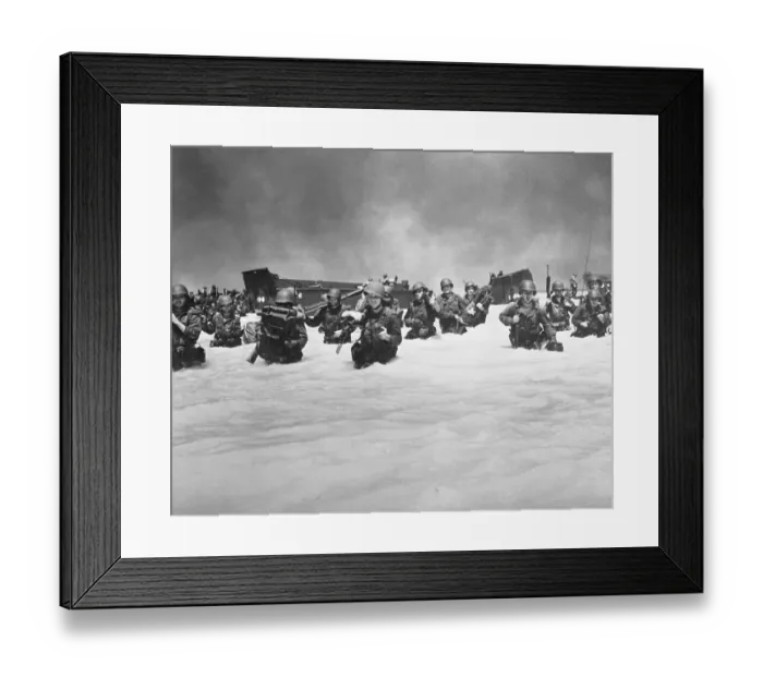 Framed Print : New York's Fighting 69th'Regiment Lands on Butaritari