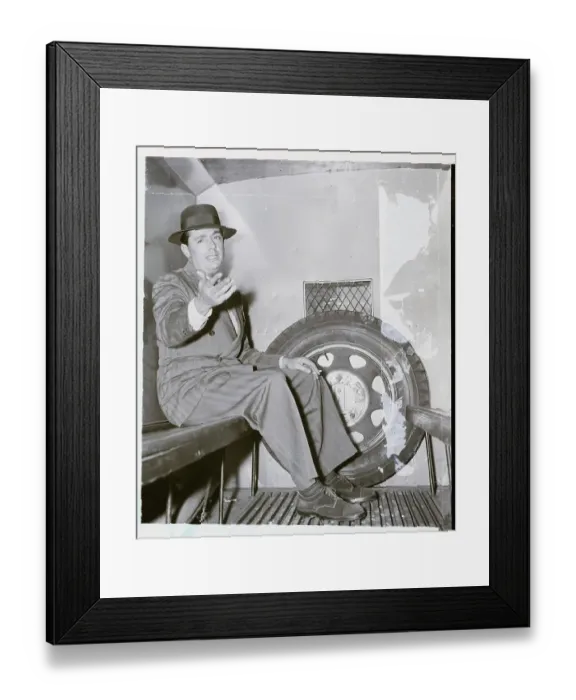 Framed Print : Mario Gabelline Leaving Police Station Framed Print : Mario Gabelline Leaving Police Station