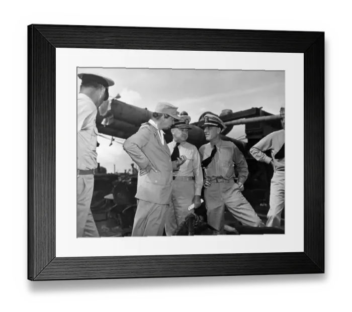 Framed Print : Eleanor Roosevelt at Pearl Harbor, 1943 Framed Print : Eleanor Roosevelt at Pearl Harbor, 1943