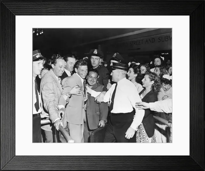 Framed Print : Frank Sinatra Mobbed by Fans Framed Print : Frank Sinatra Mobbed by Fans