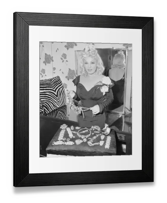 Framed Print : Mae West Reviewing her Jewelry Framed Print : Mae West Reviewing her Jewelry