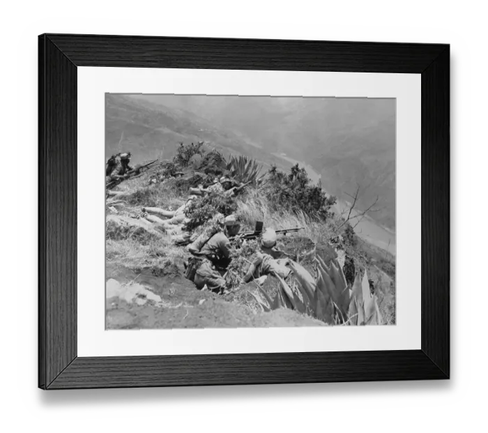 Framed Print : Chinese Troops Aiming Machine-Gun Framed Print : Chinese Troops Aiming Machine-Gun