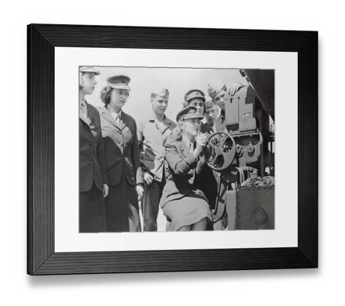 Framed Print : Young Military Women Learning About Guns Framed Print : Young Military Women Learning About Guns